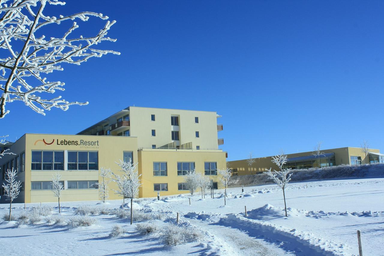 Lebens.Resort Ottenschlag ภายนอก รูปภาพ